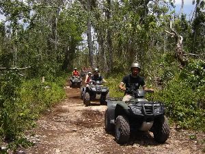 Aventura de Quatrimoto em Yuncaypata